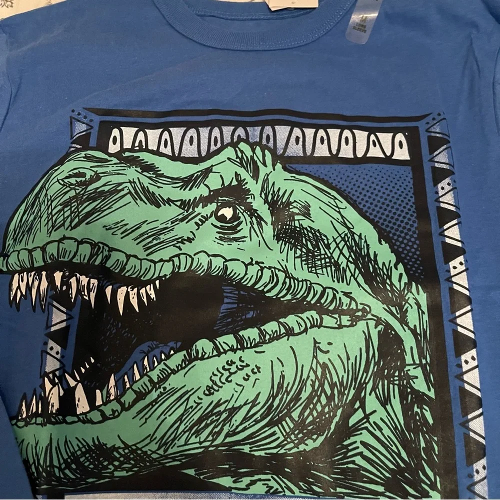 The Children's Place Dino t-shirt (New!)
